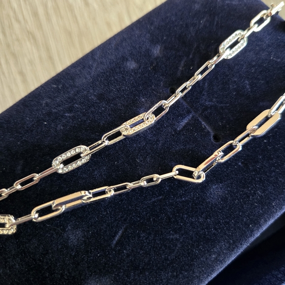 Swarovski Silver Pendant Necklace - Picture 3 of 5